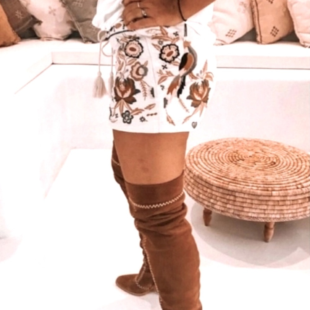 SPELL Hacienda Shorts. Size XL. EUC.